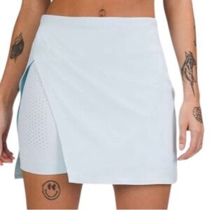Lululemon Super-High-Rise Side-Slit Tennis Skirt
Powder Blue